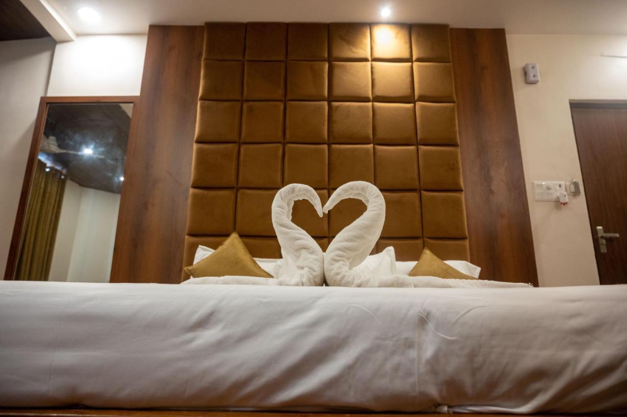 Hotel Kiran Palace