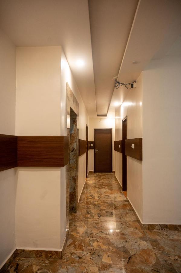 Kiran Palace Hotel