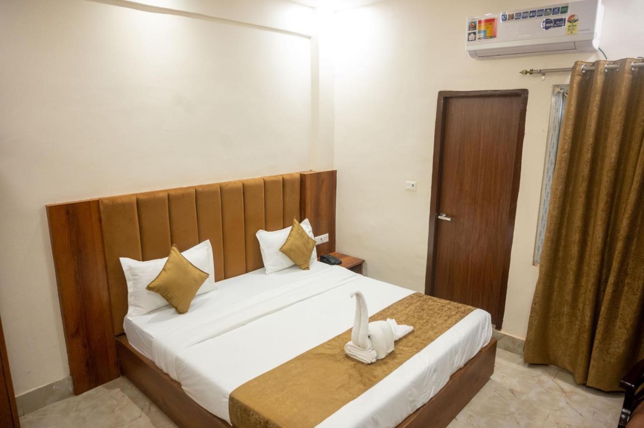 Kiran Palace Hotel
