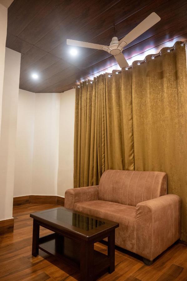Kiran Palace Hotel 3*