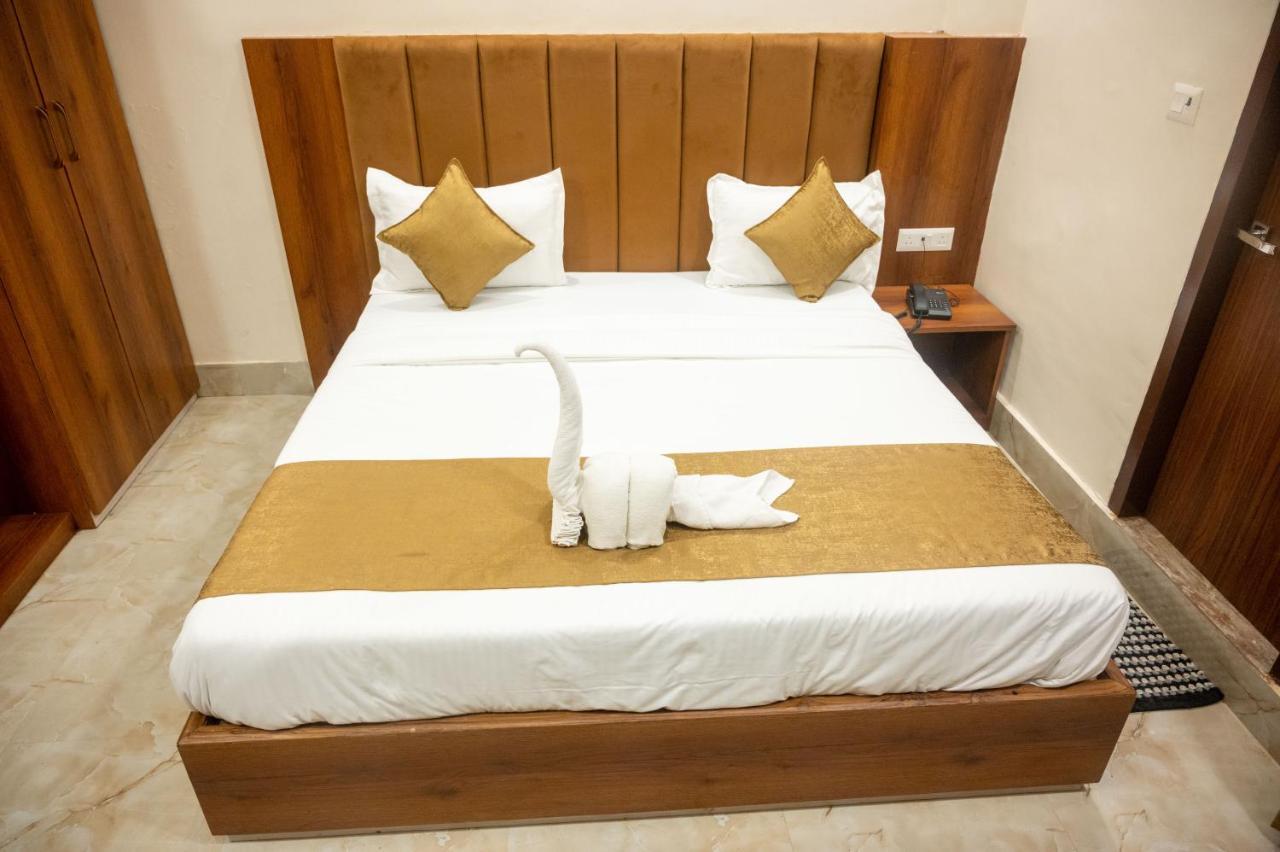 Kiran Palace Hotel